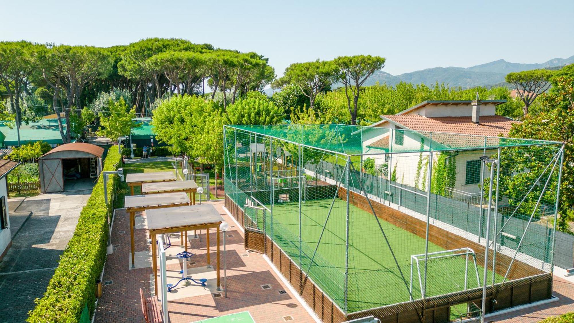Camping Apuano Marina di Massa Exteriör bild