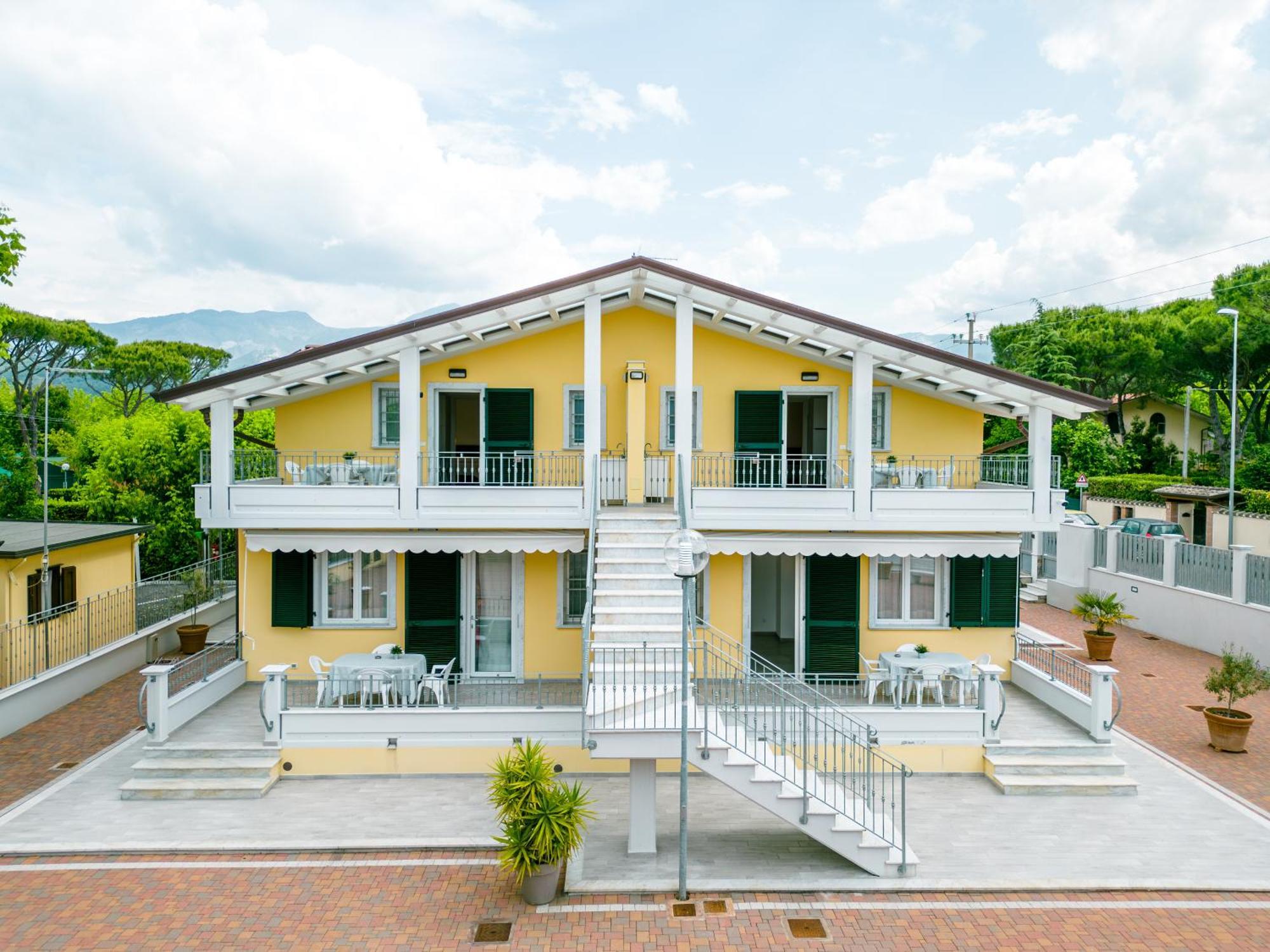 Camping Apuano Marina di Massa Exteriör bild